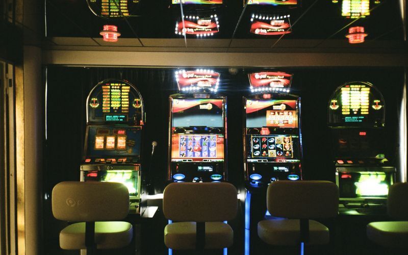 land-based pokies machines